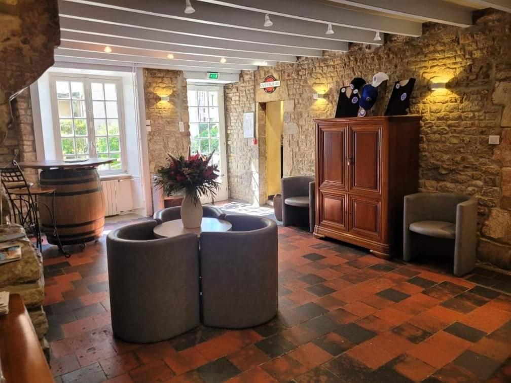 Auberge Le John Steele Сент-Мер-Егліз Екстер'єр фото