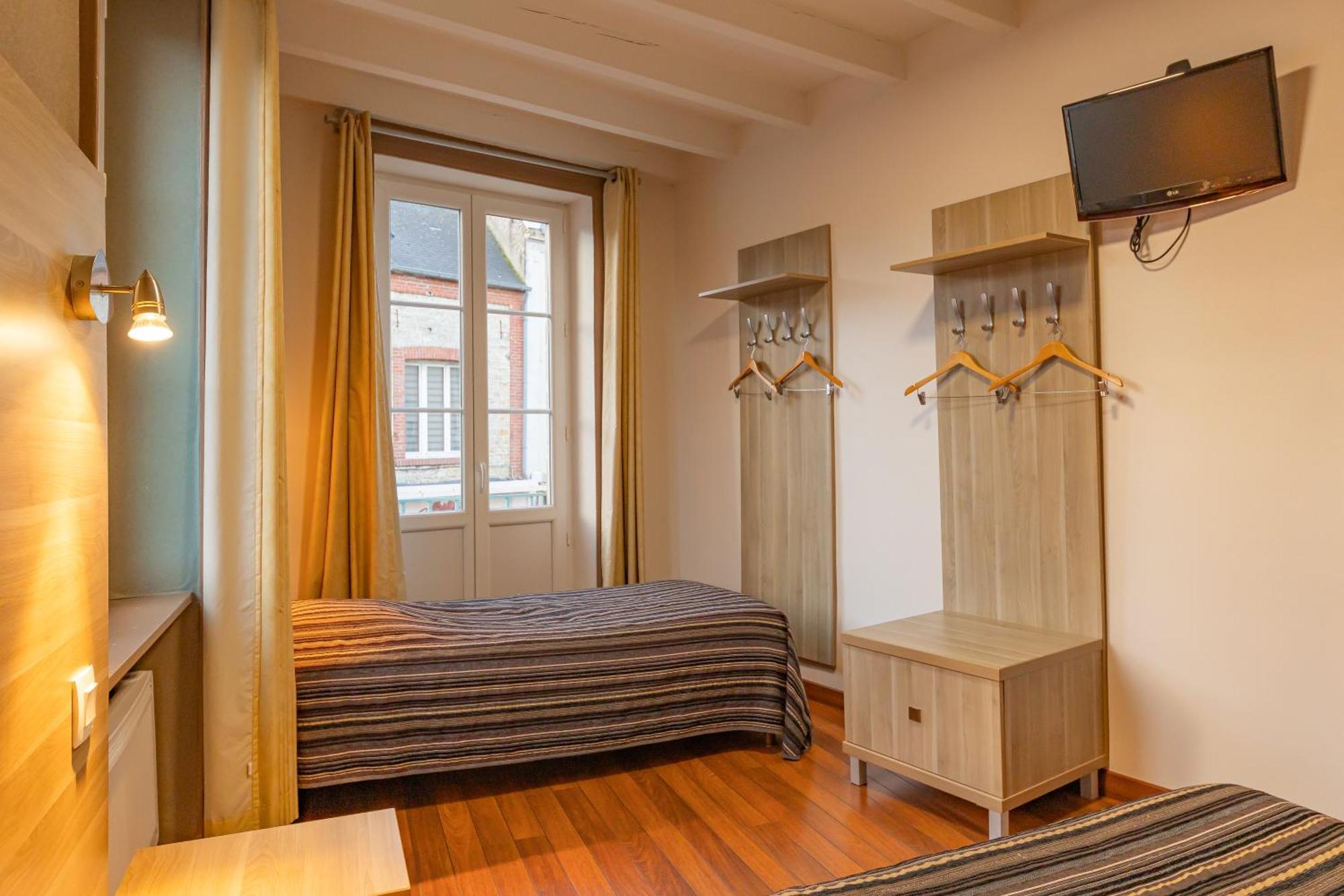 Auberge Le John Steele Сент-Мер-Егліз Екстер'єр фото